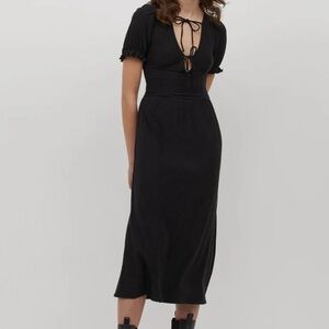 Elegant Black Midi Dress
